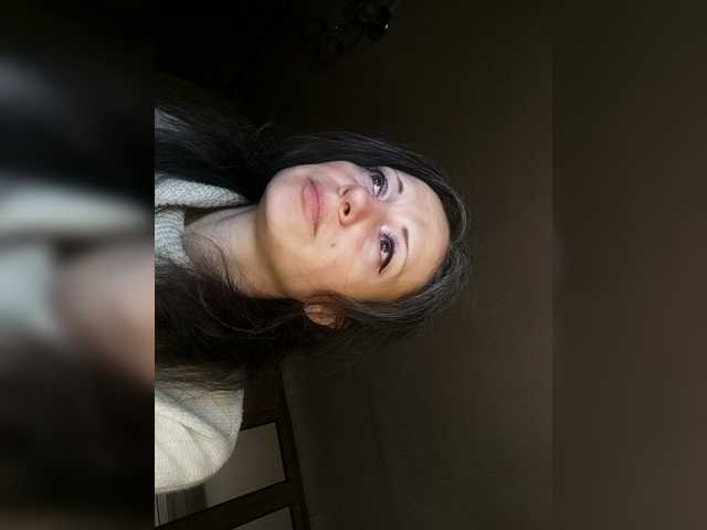 Mint-Lime's BongaCams show and profile