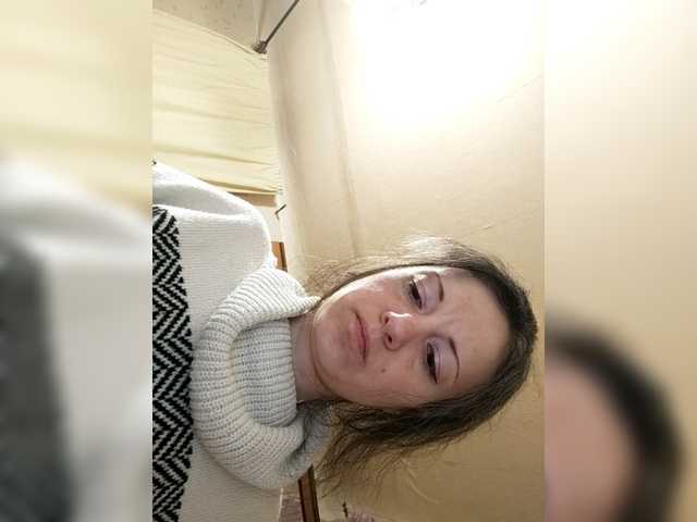 Mint-Lime's BongaCams show and profile