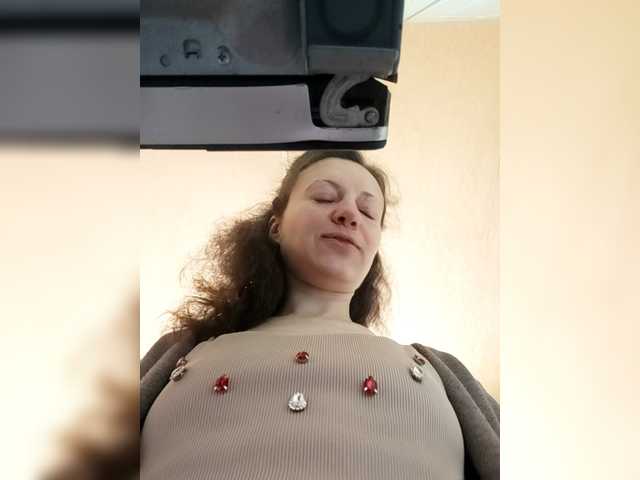 Mint-Lime live cam