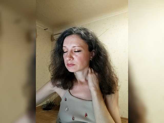 Mint-Lime live cam on BongaCams
