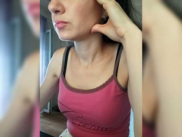 Mint-Lime live cam on BongaCams