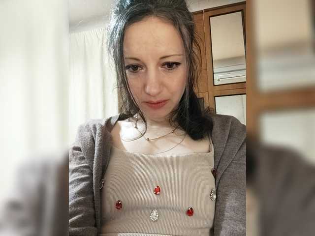 Mint-Lime's BongaCams show and profile