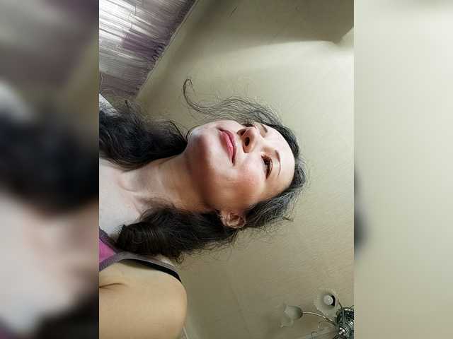 Mint-Lime live cam on BongaCams
