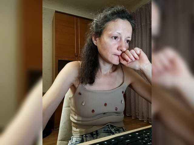 Mint-Lime live cam on BongaCams