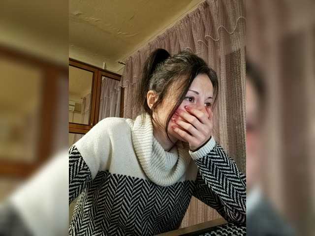 Mint-Lime's BongaCams show and profile