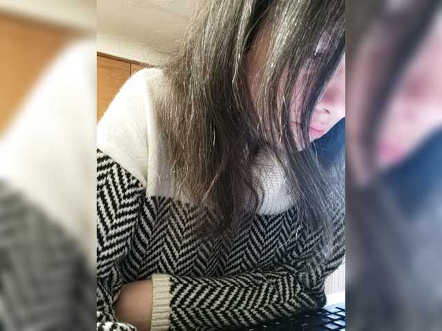 Mint-Lime's BongaCams show and profile