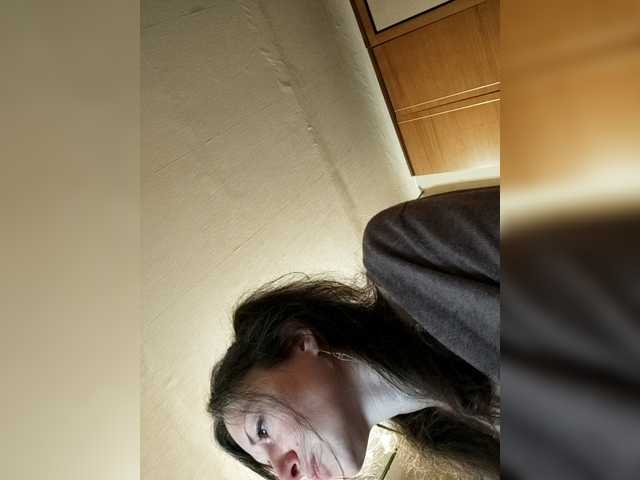 Mint-Lime's BongaCams show and profile