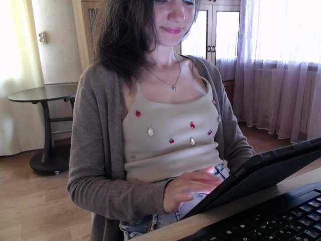 Mint-Lime live cam on BongaCams