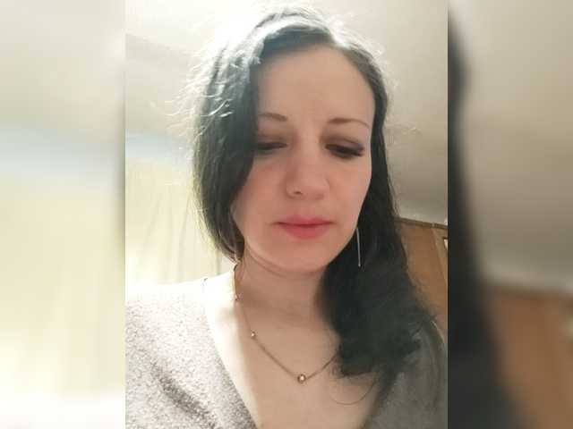 Mint-Lime's BongaCams show and profile