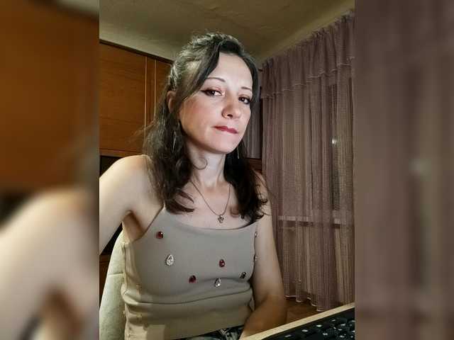 Mint-Lime live cam on BongaCams
