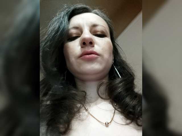 Mint-Lime's BongaCams show and profile