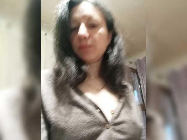 Mint-Lime's BongaCams show and profile