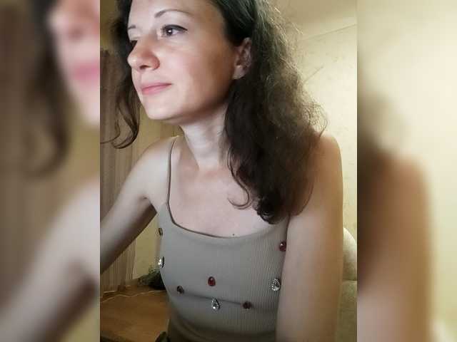 Mint-Lime live cam on BongaCams