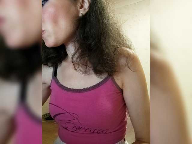 Mint-Lime live cam on BongaCams