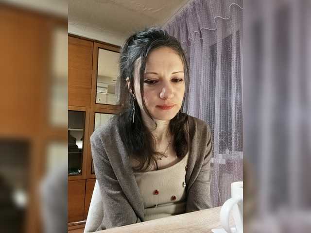 Mint-Lime's BongaCams show and profile