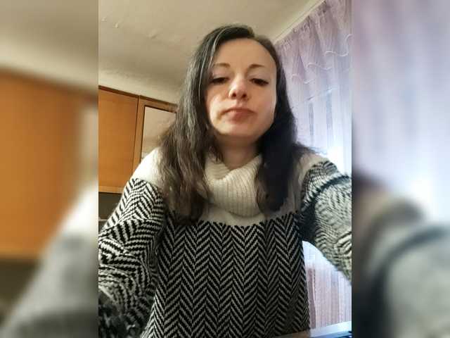 Mint-Lime's BongaCams show and profile