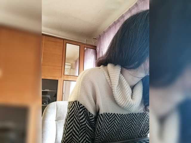 Mint-Lime's BongaCams show and profile