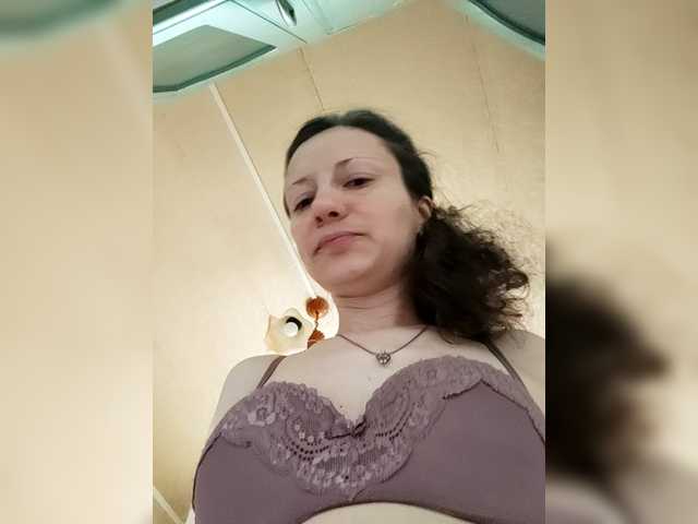 Mint-Lime live cam on BongaCams