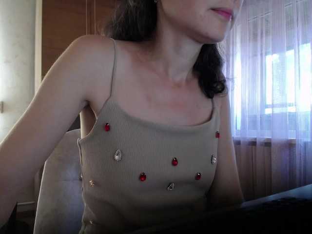 Mint-Lime live cam on BongaCams