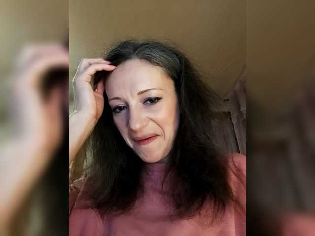 Mint-Lime's BongaCams show and profile