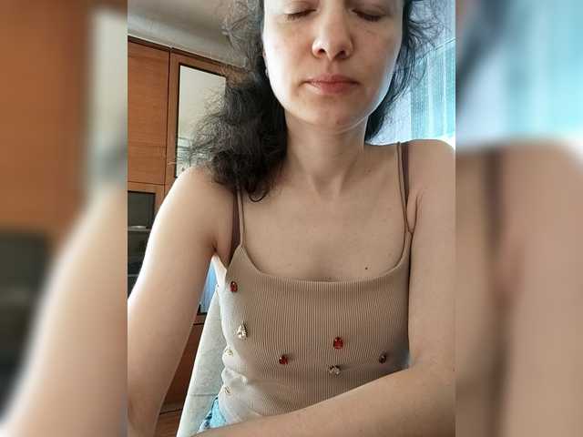 Mint-Lime live cam on BongaCams