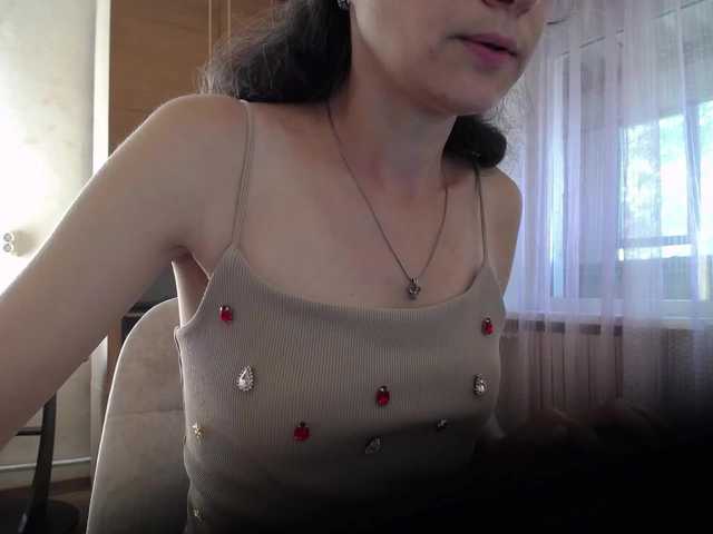Mint-Lime live cam on BongaCams