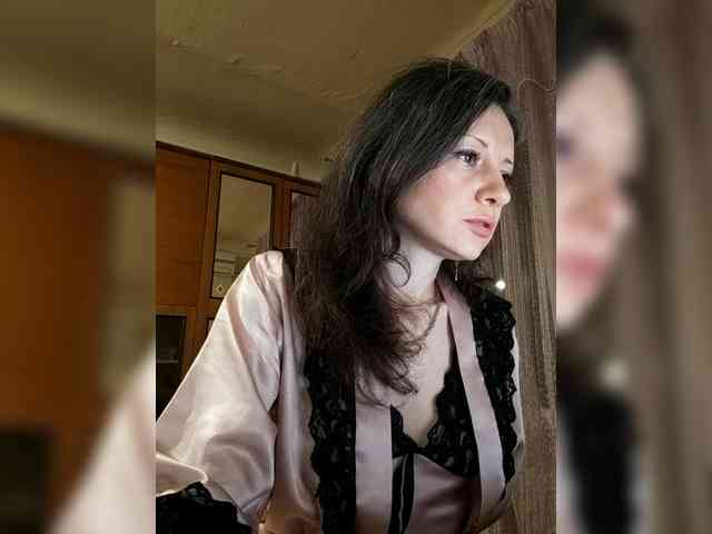 Viviennn webcam