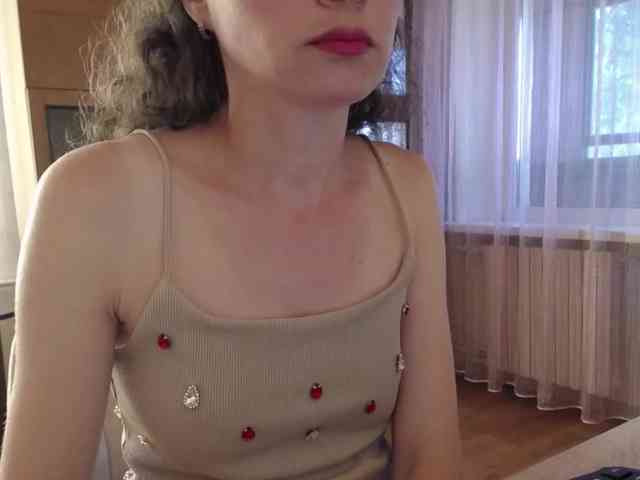 Millie webcam