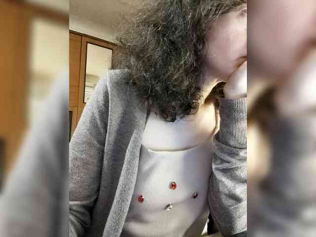 Viviennn webcam