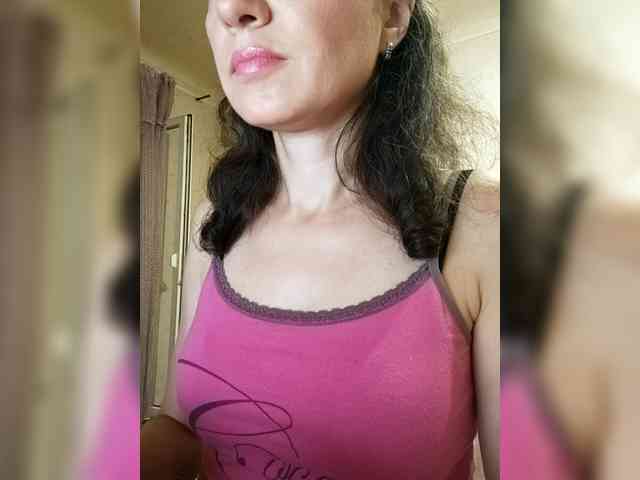 Mint-Lime Live Webcam on BongaCams