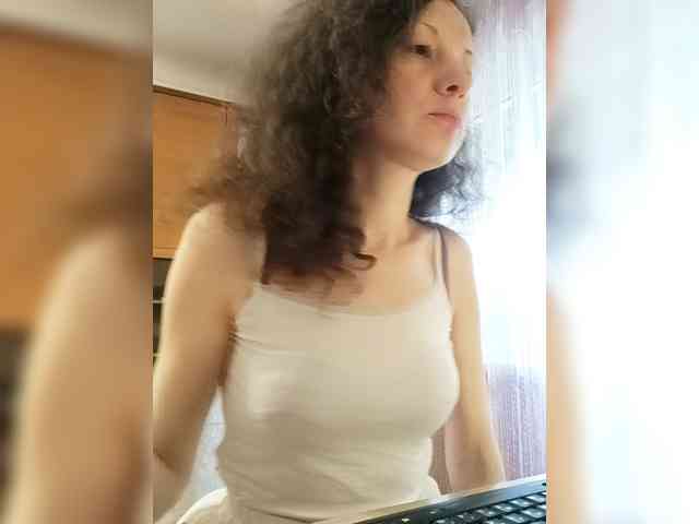 Viviennn webcam