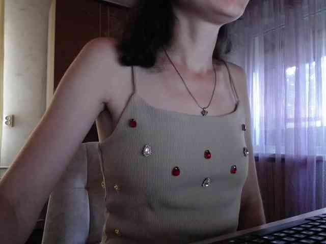 Millie webcam
