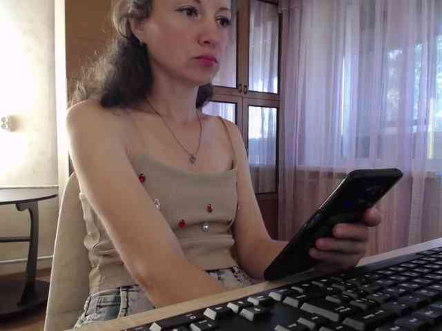 Millie webcam