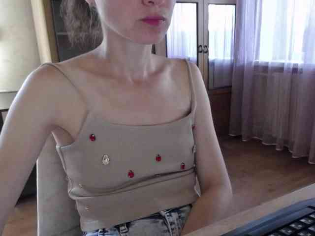 Millie webcam
