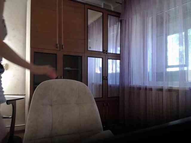 Millie webcam