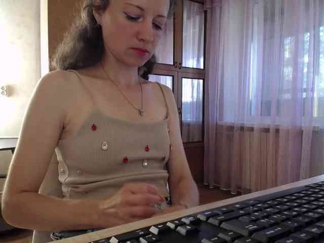 Millie webcam