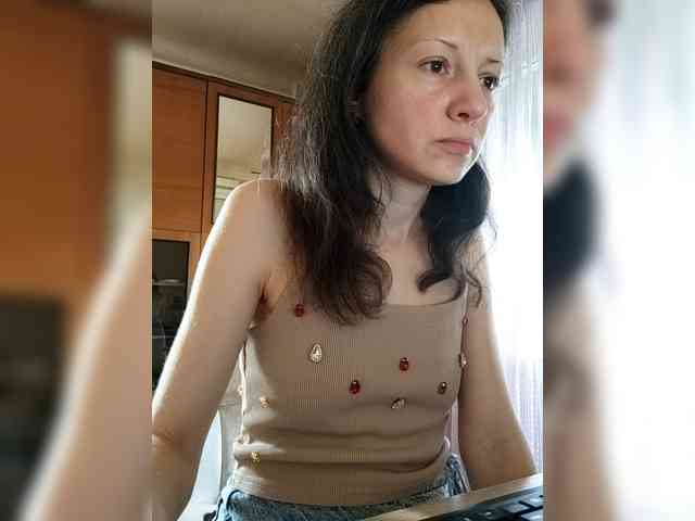 Viviennn webcam