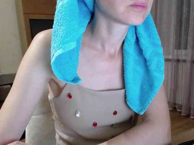Millie webcam