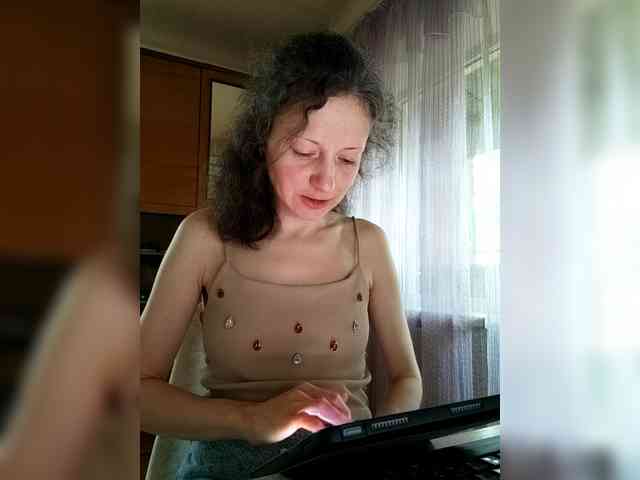 Viviennn webcam