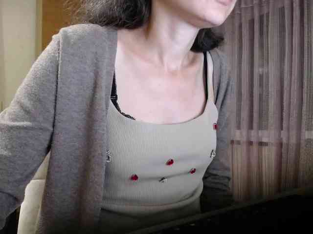 Millie webcam