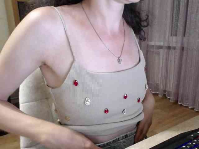 Millie webcam