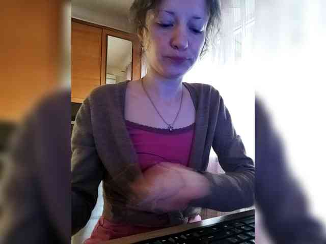 Viviennn webcam