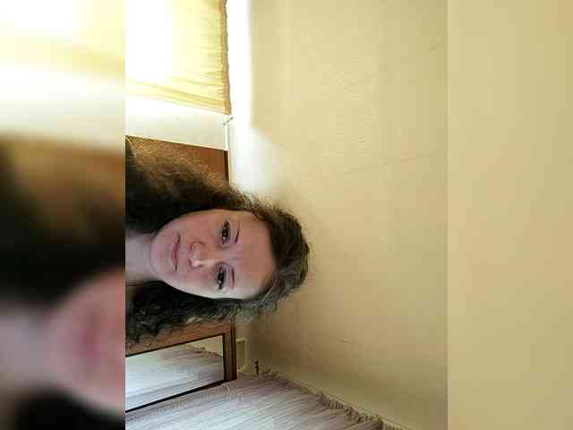 Viviennn webcam