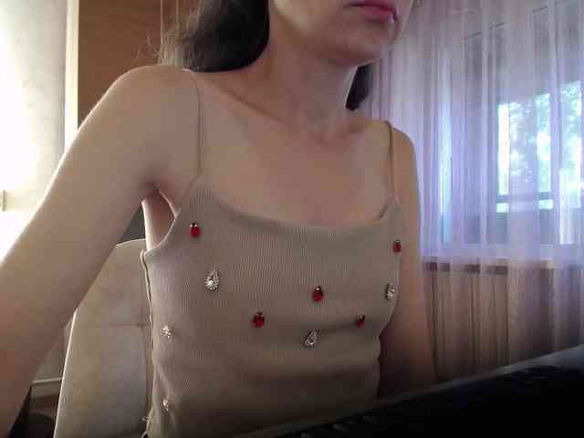 Millie webcam