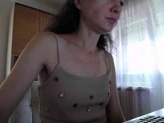 Millie webcam