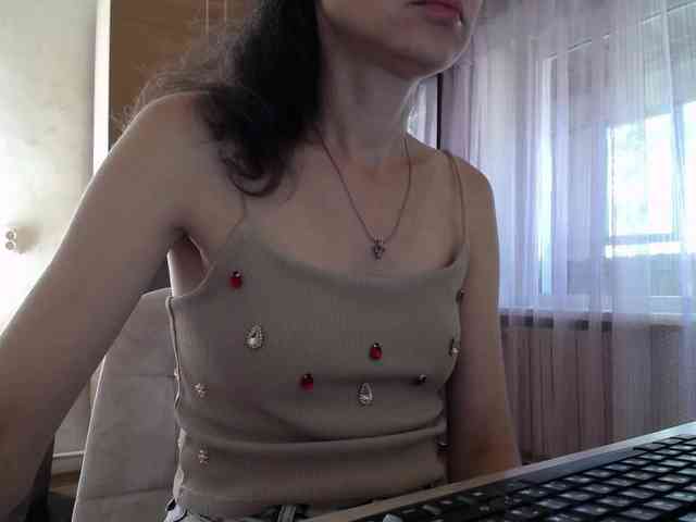 Millie webcam