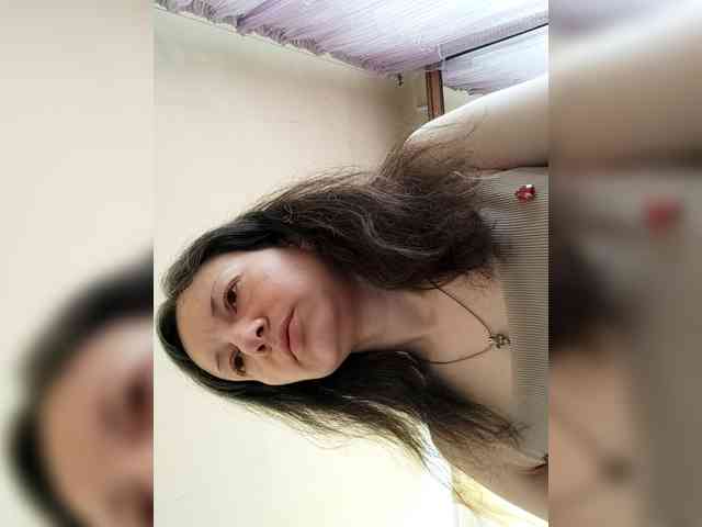 Viviennn webcam