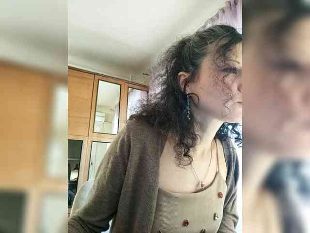 Viviennn webcam