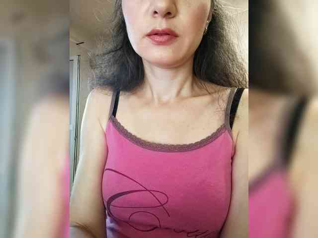 Millie webcam