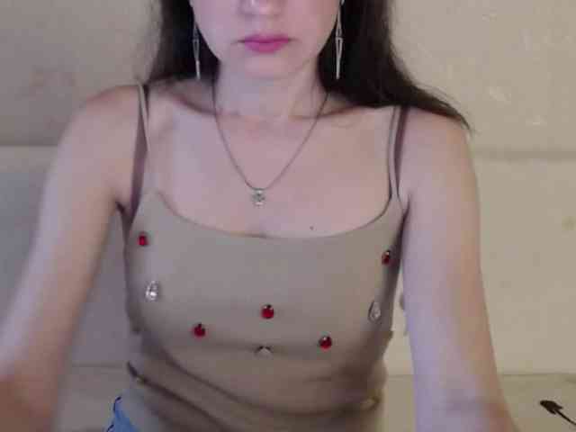 Loliiiitka webcam